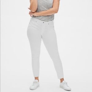 Gap Authentic True skinny ankle
